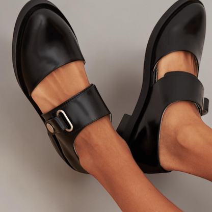Celia | Merceditas Planas con Pulsera Ajustable