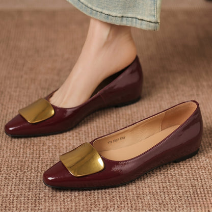 Alicia | Zapatos Planos de Piel con Detalle Joya
