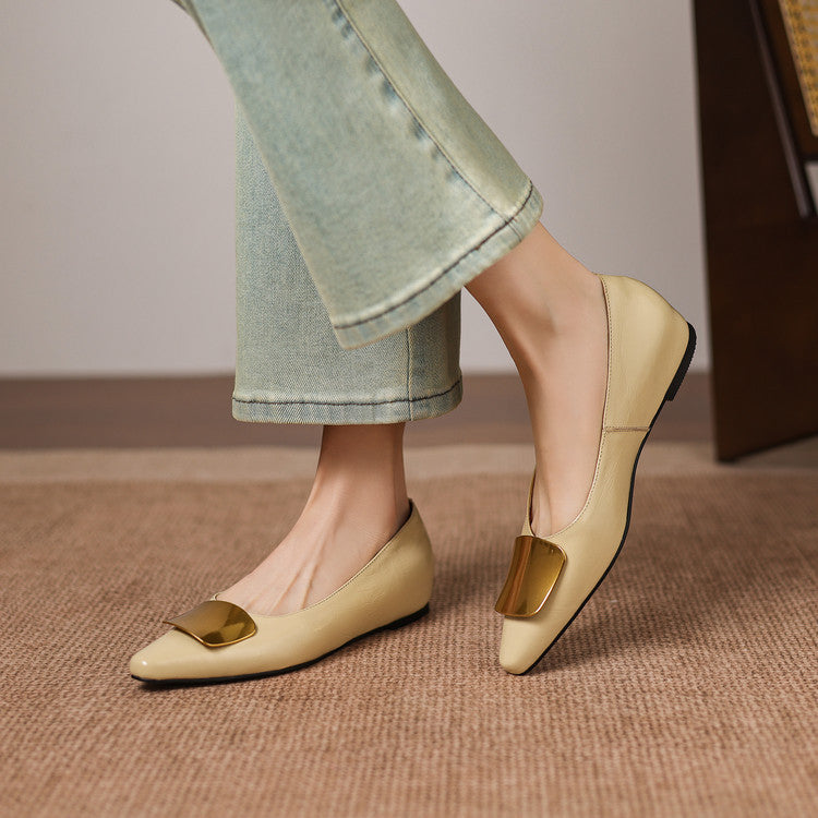 Alicia | Zapatos Planos de Piel con Detalle Joya