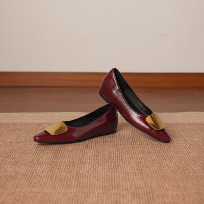 Alicia | Zapatos Planos de Piel con Detalle Joya