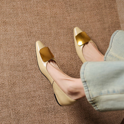 Alicia | Zapatos Planos de Piel con Detalle Joya