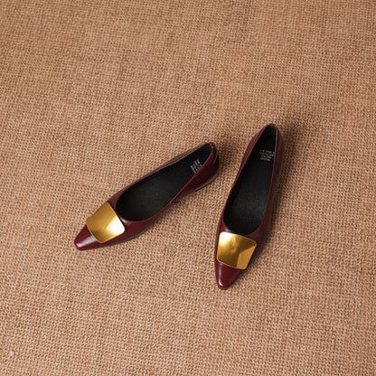 Alicia | Zapatos Planos de Piel con Detalle Joya